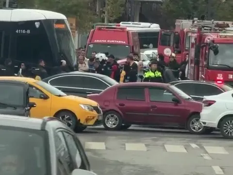 Tramvay yayalara çarptı: 1 ölü, 1 yaralı - fotoğraf 4