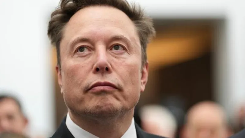 Musk'tan Ukrayna mesajı: Starlink'in İHA saldırılarında kullanılmasına izin vermedik