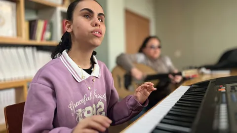 "Mutlak kulak" yeteneğiyle hayran bırakan Duygu'nun hedefi konservatuvar