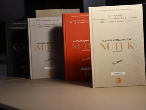 AKP 'Nutuk' dağıtacak - fotoğraf 1