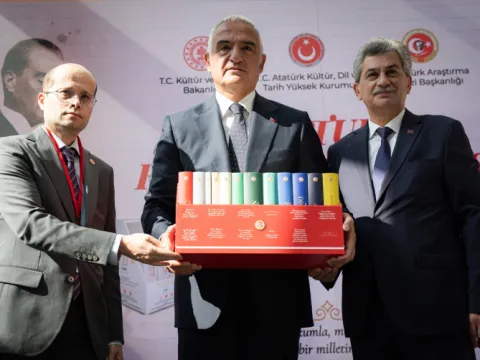 Nutuk için 8 dilde özel baskı hazırlandı - fotoğraf 3