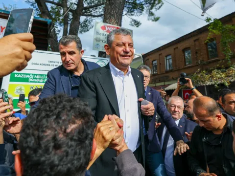 Özgür Özel Edremit'te açıkladı: "Trump ek vergi koydu" - fotoğraf 2