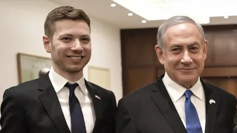 Netanyahu'nun oğlu Filistinlileri hedef aldı