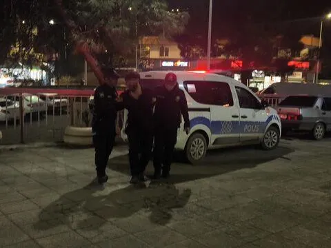 Para vermeyen annesini bıçakla rehin aldı - fotoğraf 3