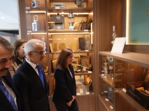 Bakan Uraloğlu, yapımı tamamlanan Edirne Garı'nı inceledi - fotoğraf 1
