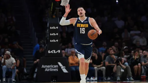 Nikola Jokic triple-double ile tarihe geçti