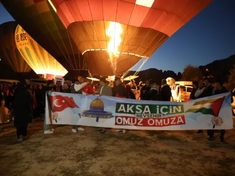 Kapadokya semalarında Gazze için barış çağrısı - fotoğraf 1