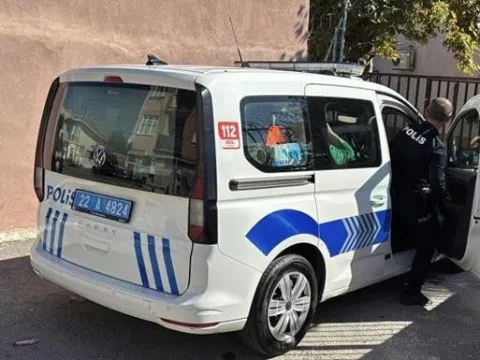 Okulda çantadan kurusıkı tabanca çıktı: Öğrenci ve ailesi gözaltında - fotoğraf 1