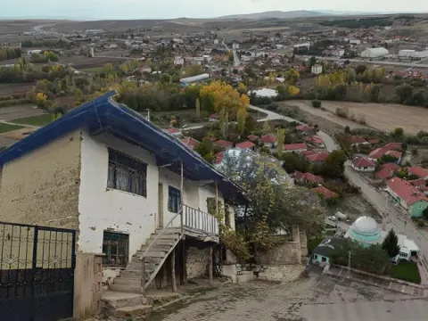 Askere gidenler önce bu eve uğruyor. Yozgat'taki "ekmek ocağı"nın sırrı - fotoğraf 1