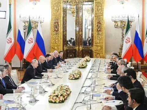 Moskova’da Putin-Pezeşkiyan görüşmesi: "ABD olmadan bütün sorunlarımızı çözebilecek kapasitedeyiz” - fotoğraf 3