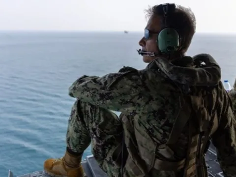 CENTCOM Komutanı Cooper, Hürmüz Boğazı’nda uçtu - fotoğraf 3