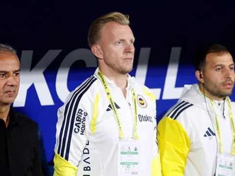 Dirk Kuyt’ın menajerinden açıklama: 'Sezon sonuna kadar kalabilir!' - fotoğraf 5