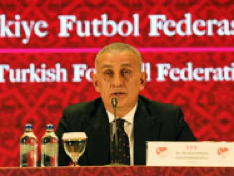 Trabzonspor'da ayrılacak ilk isim belli oldu! - fotoğraf 3