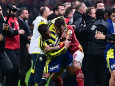 Fenerbahçe'de Samandıra çıkarması! Kuyt'a destek için toplandılar - fotoğraf 5