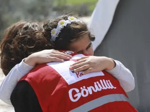 Türk Kızılay’ın gönüllü ordusu 500 bini aştı: Gençler ve kadınlar iyilikte öncü - fotoğraf 1