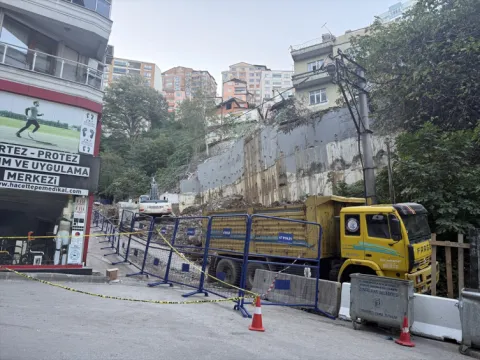 Zonguldak'ta çöken binanın çevresindeki 7 bina tahliye edildi - fotoğraf 3