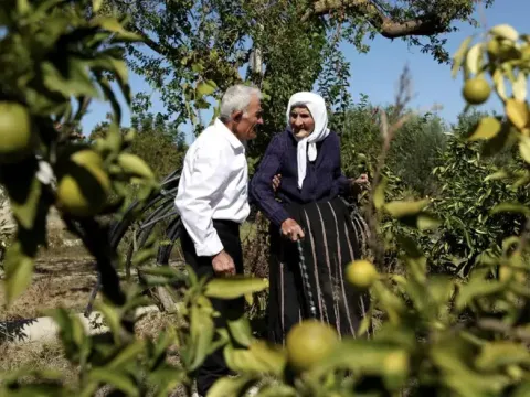 117 yaşındaki kadının emekli maaşı "öldü sanılarak" kesildi - fotoğraf 1