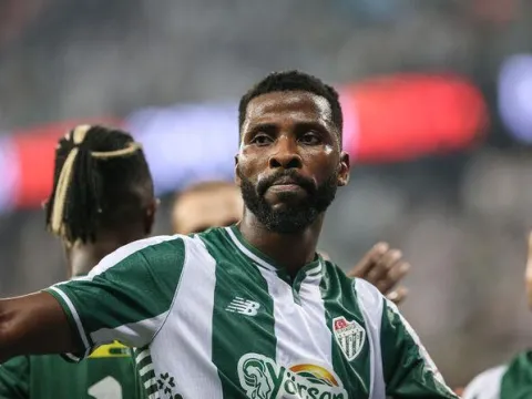 Bursaspor'da Iheanacho tarihe geçti! - fotoğraf 1