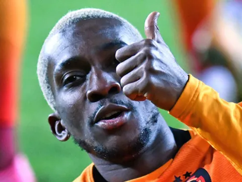 Galatasaray'ın eski yıldızı Bursa'ya! Görüşmeler başladı - fotoğraf 5