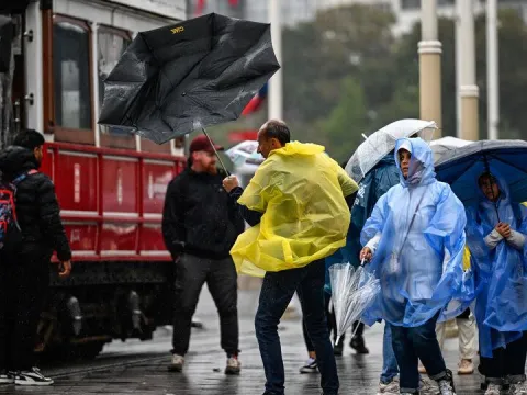 26 sarı, 4 turuncu uyarı! Şiddetli yağışlarla sel tehlikesi - fotoğraf 1