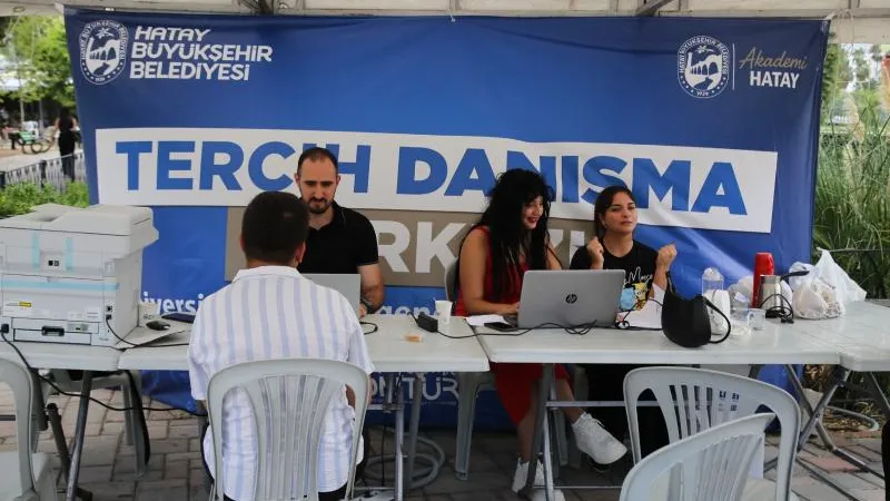 ÖĞRENCİLERE TERCİH DÖNEMİNDE HBB’DEN DESTEK