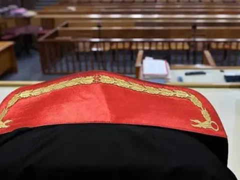 Yargıtay'dan maaşı düşürülen işçi hakkında emsal karar - fotoğraf 1