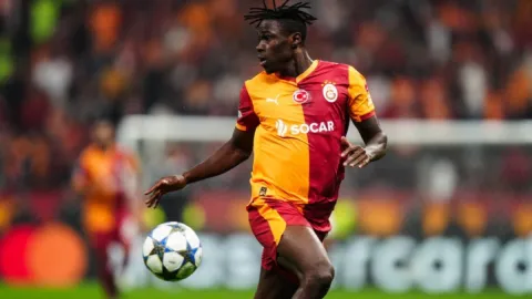 Okan Buruk Barcelona maçı öncesi kötü haberi verdi! Taraftarlar isyan etti