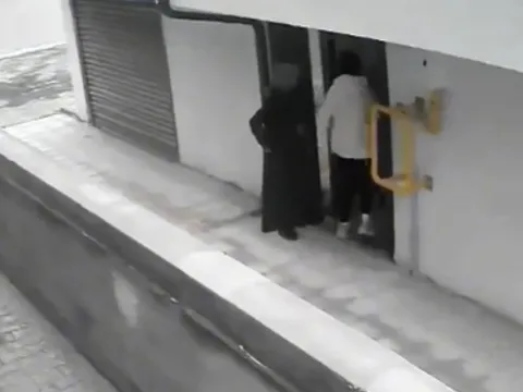 2 kadın hırsız yakalandı! Üzerlerinden çıkanlar şaşırttı - fotoğraf 4