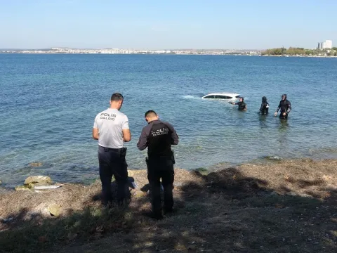 Denizde bu görüntüyü görenler gözlerine inanamadı - fotoğraf 3
