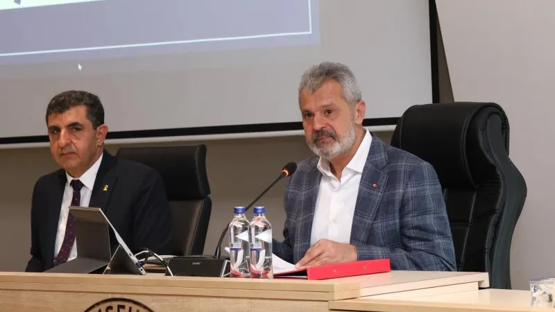 Öntürk Gençlere Seslendi: Şimdi Çalışma ve Üretme Vakti