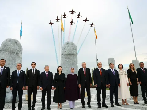 Türk Devletleri Teşkilatı Zirvesi. Cumhurbaşkanı Erdoğan liderleri karşıladı - fotoğraf 1