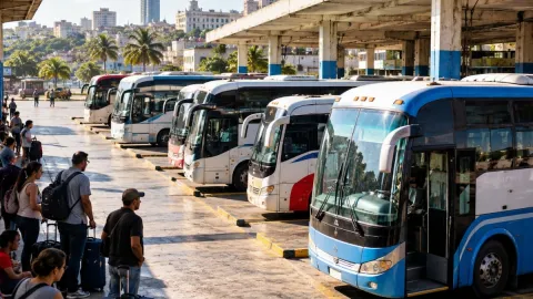 Otobüs seferlerini neredeyse tamamen durdurdular: 419 seferden geriye yalnızca 11'i kaldı