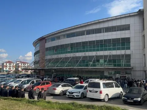 Ağrı’da 4 can alan feci kaza! Pancar yüklü TIR ile otomobil çarpıştı... - fotoğraf 2