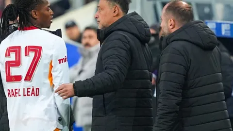 Oyuna girmesiyle çıkması bir olmuştu! Galatasaray'dan Leao açıklaması