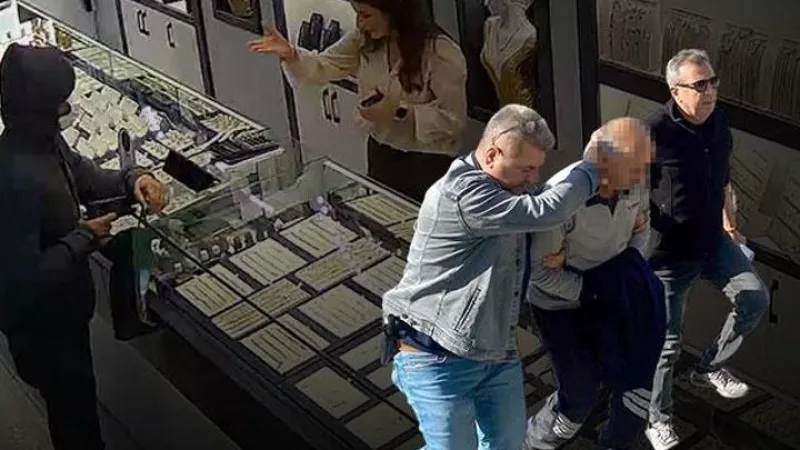 Oyuncak tabancayla kuyumcuyu soymak isteyen şüpheli yakalandı