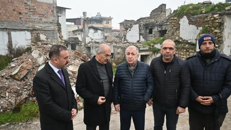 Özdağ: Depremzedelerin Mağduriyetleri Giderilmeli