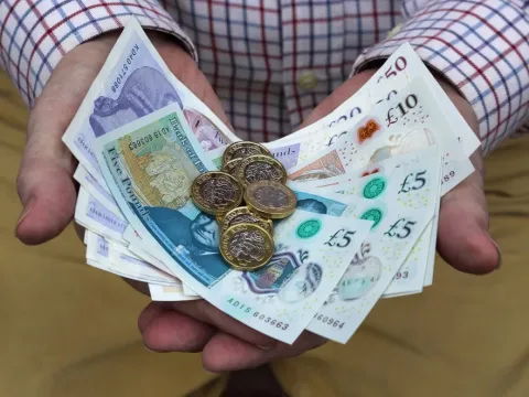 Banknotlar baştan aşağı değişiyor: Yeni paralar böyle görünecek - fotoğraf 3