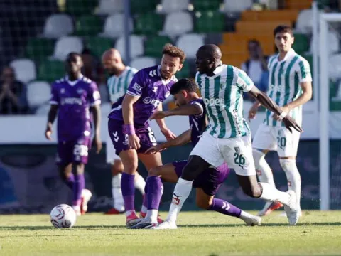 Bodrum FK sahasında 2 golle mağlup oldu - fotoğraf 1