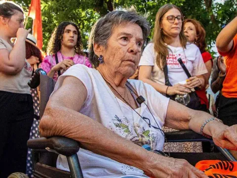 Evinden atıldı, erken seçimin önünü açtı, hayatını kaybetti - fotoğraf 1