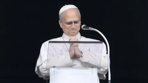 Papa Leo akciğer ameliyatının ardından ilk kez görüntülendi