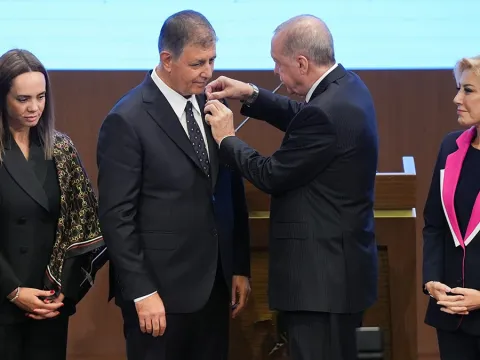 Cemil Tugay AKP’ye geçti, Erdoğan’ı övdü - fotoğraf 4