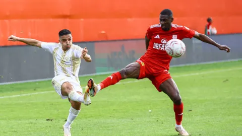Pendikspor ile Kayserispor 4 gollü maçta yenişemedi!