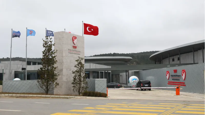 PFDK'dan Süper Lig'den 5 kulübe ceza!