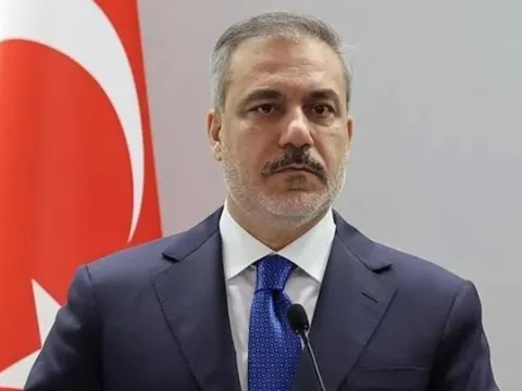 Dışişleri Bakanı Hakan Fidan hakkındaki iddialara Bakü'den yalanlama - fotoğraf 1