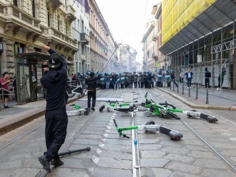 Avrupa'da protesto dalgası - fotoğraf 2
