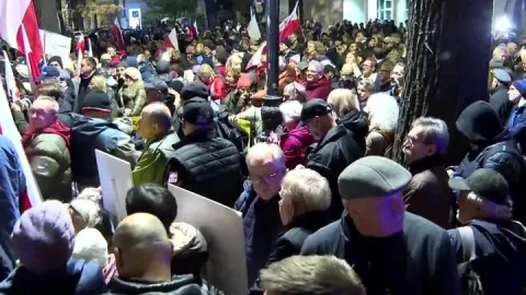 Polonya'da darbe suçlaması! Anayasa mahkemesi kimin elinde?