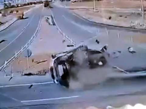 MHP'li milletvekilinin yaralandığı kazanın görüntüleri ortaya çıktı - fotoğraf 3