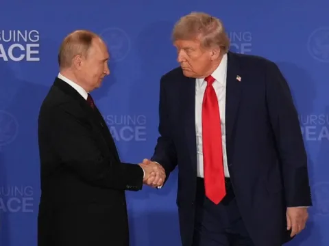 Zelenski küplere bindi: Trump'tan tek kelimelik yanıt... ABD'den Rusya'ya teşekkür! 'Telefonu kapatmak istemediler' - fotoğraf 4