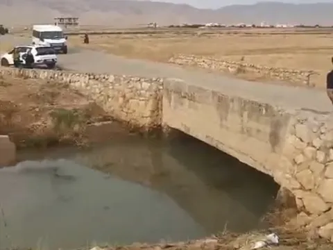 Mardin'de feci kaza! Otomobil sulama kanalına devrildi: Aynı aileden 4’ü çocuk 6 kişi hayatını kaybetti - fotoğraf 3