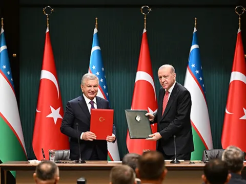 Cumhurbaşkanı Erdoğan, Özbekistan Cumhurbaşkanı ile anlaşmaların imza törenine katıldı - fotoğraf 5